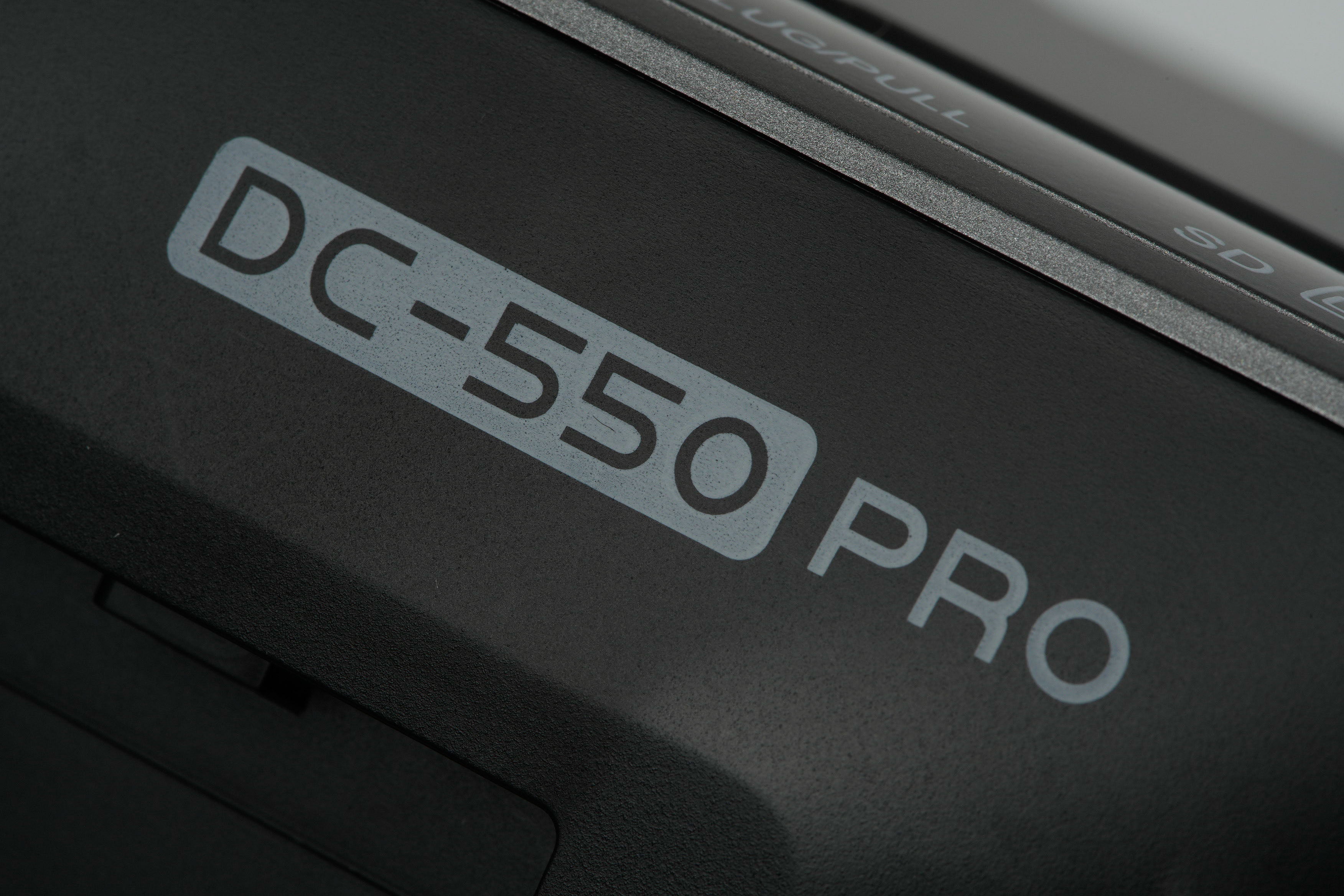 Viltrox DC-550 Pro Portable 5.5 Inch HD Camera Monitor