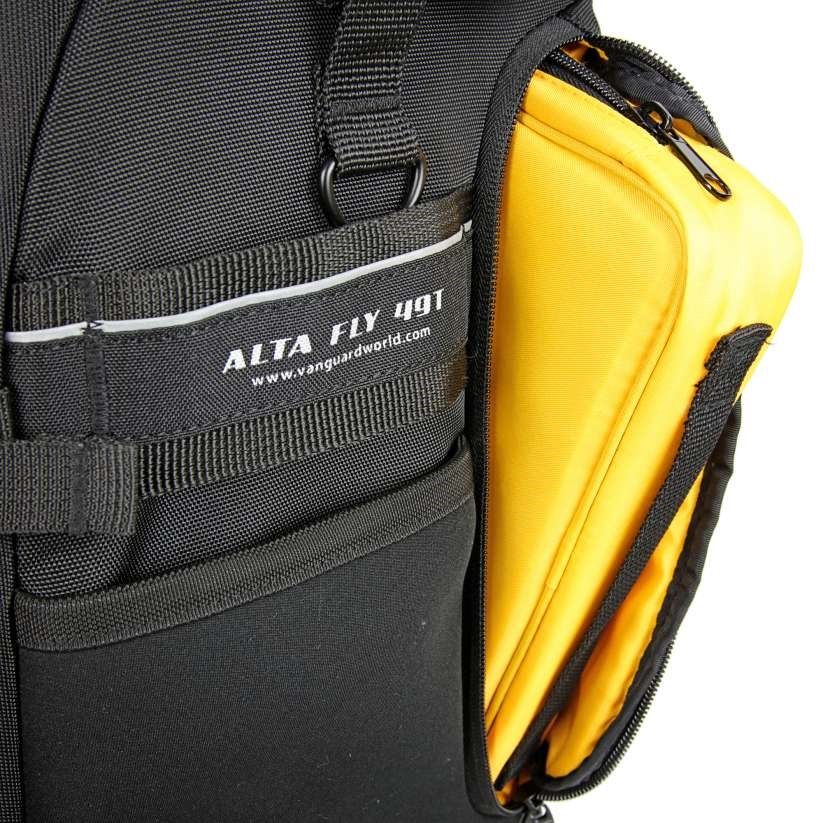 Vanguard Alta Fly 49T Carry on Roller Camera Bag