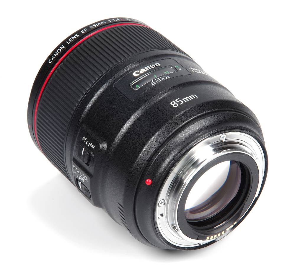Canon EF 85mm F1.4L IS USM Lens - Product Photo 5 - Back end view with focus on the control buttons and lens internals