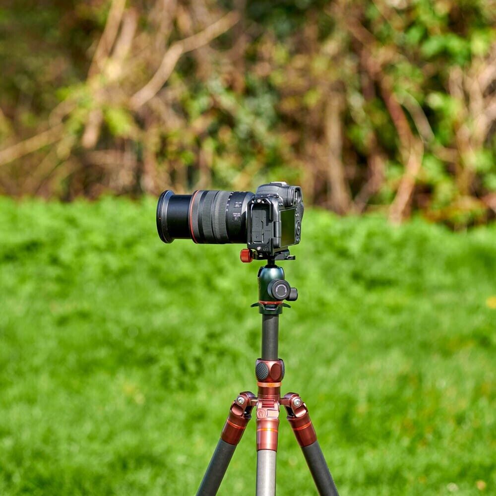 Product Image of 3 Legged Thing Roxie Dedicated L-Bracket for Mirrorless Cameras - Arca Swiss Compatible Magnesium Alloy L-Bracket (Darkness) Toggle sidebar