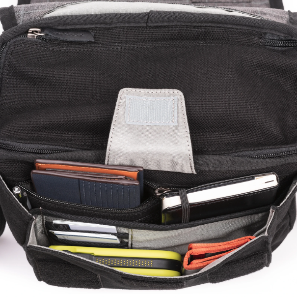 Think Tank Retrospective® 7 V2.0 Camera Bag - Black