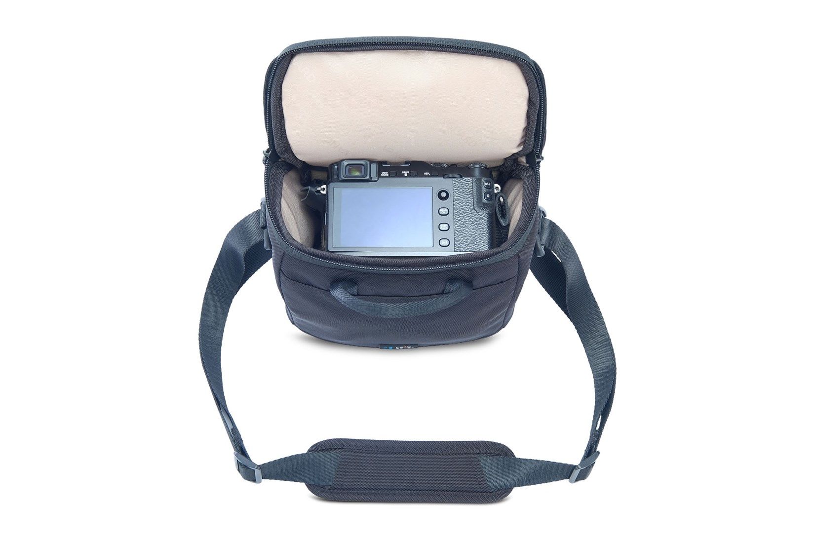 Vanguard VEO GO 15M Shoulder Bag for Mirrorless Cameras - Black