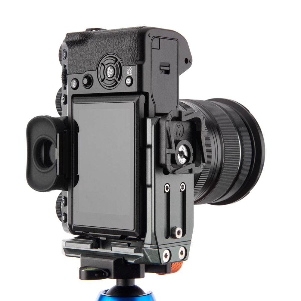 3 Legged Thing Freya L-Bracket for Fujifilm X-T5 - Slate Grey