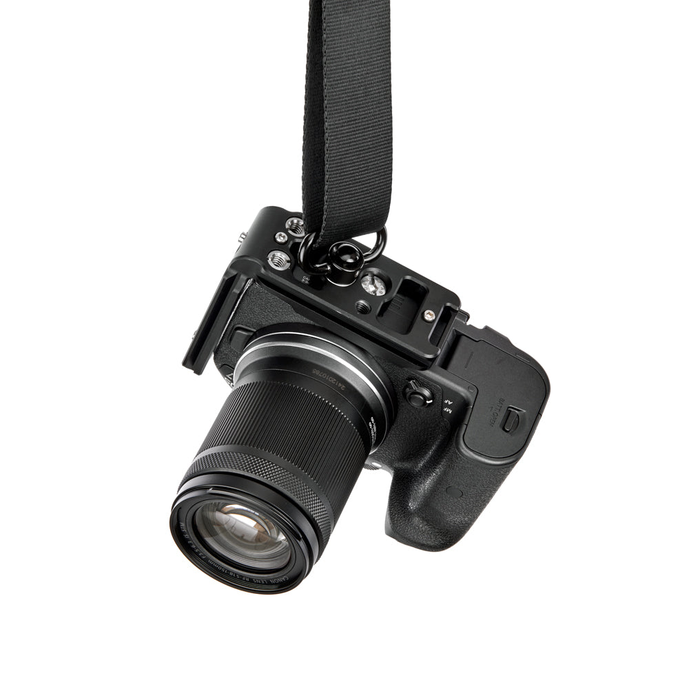 Legged Thing Riley QD L-Bracket for Canon R7 Dark - Main Image