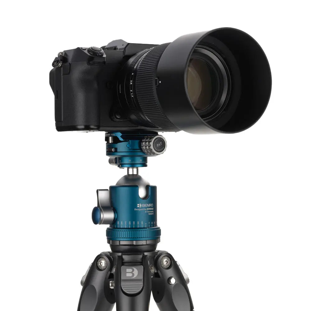 Benro NBBH4 by Novoflex Head Large front angle with camera attached