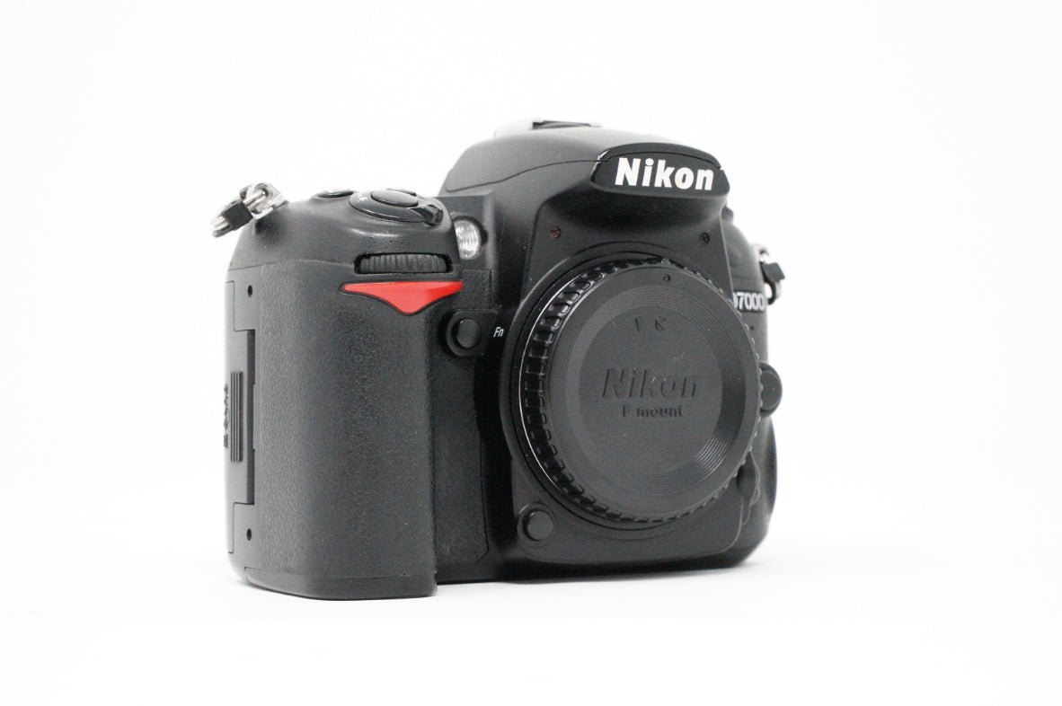 Used Nikon D7000 DSLR camera body DX format