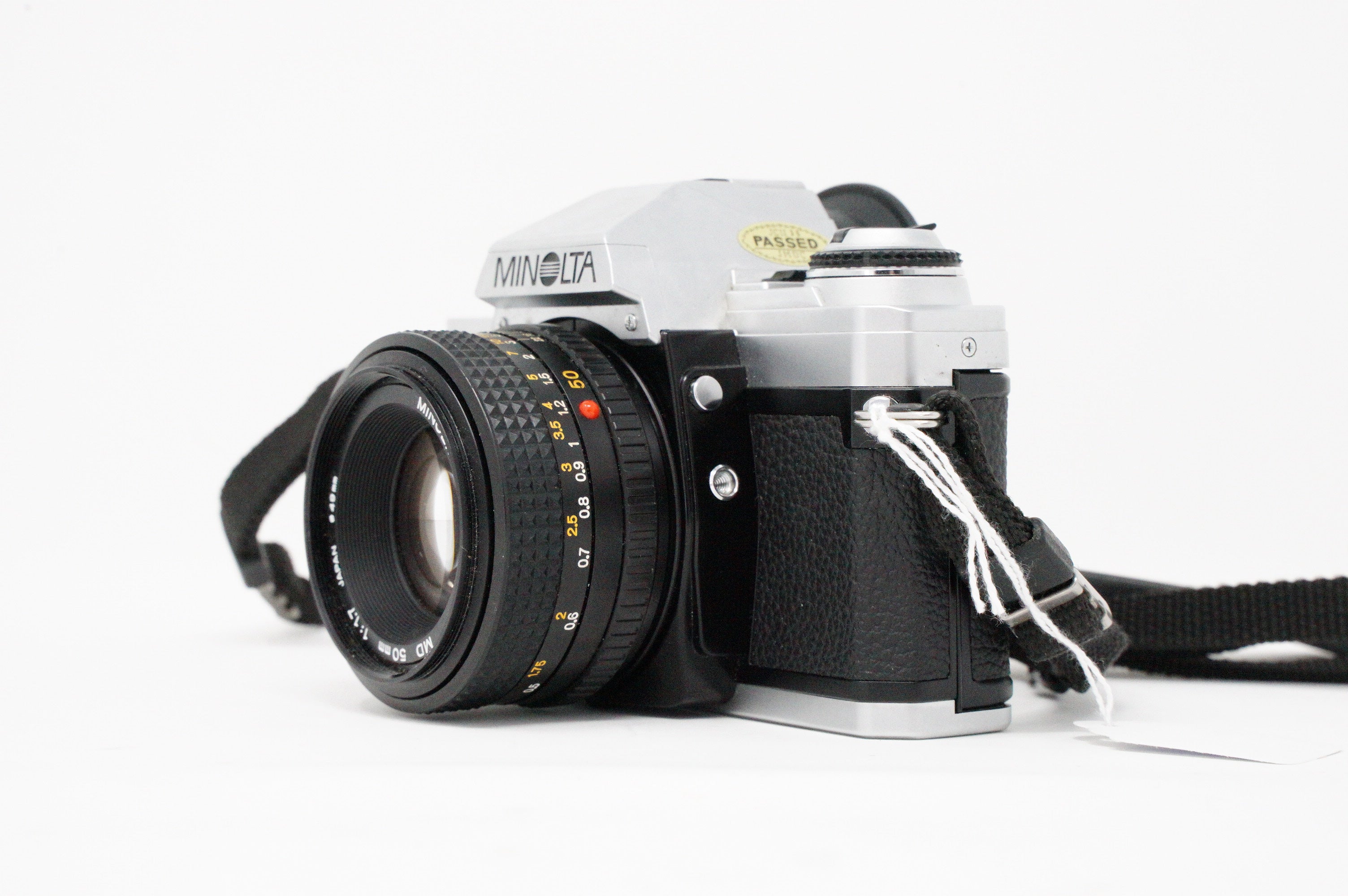Used Minolta X-300 Film camera with 50MM F1.7 lens (SH39619)