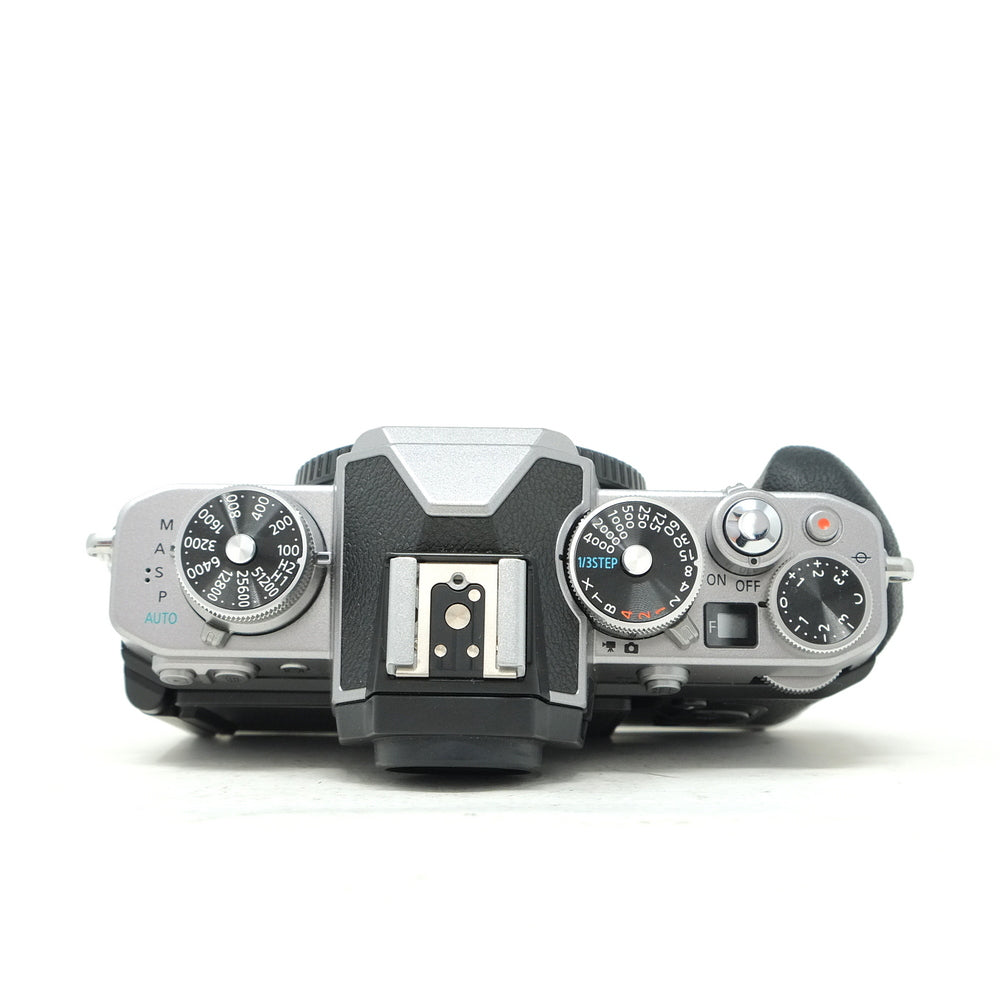 Used Nikon Z Fc Mirrorless camera body + L bracket (act. 1114) (Boxed SH43103)