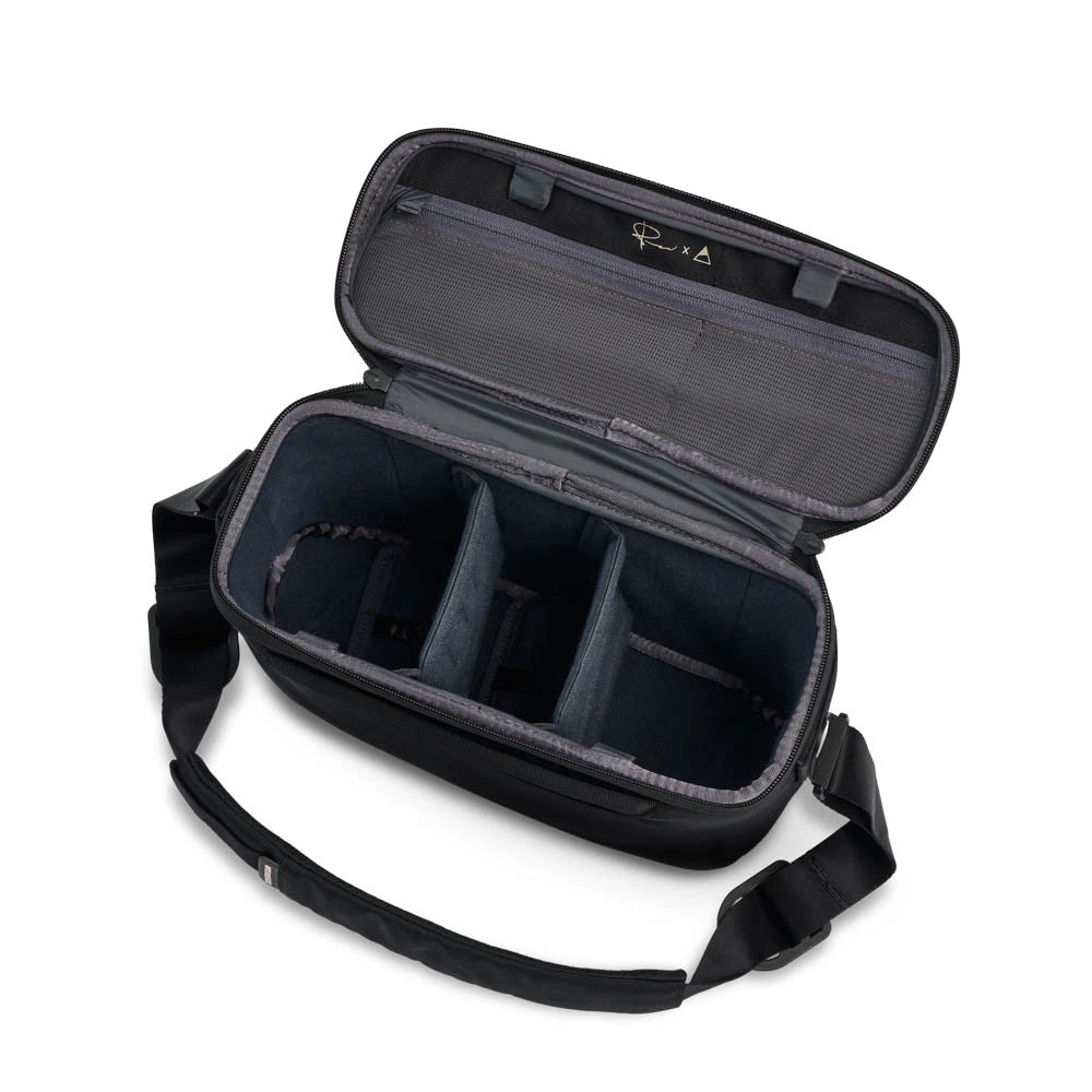 Gomatic Luma Camera Sling Bag 12L Black