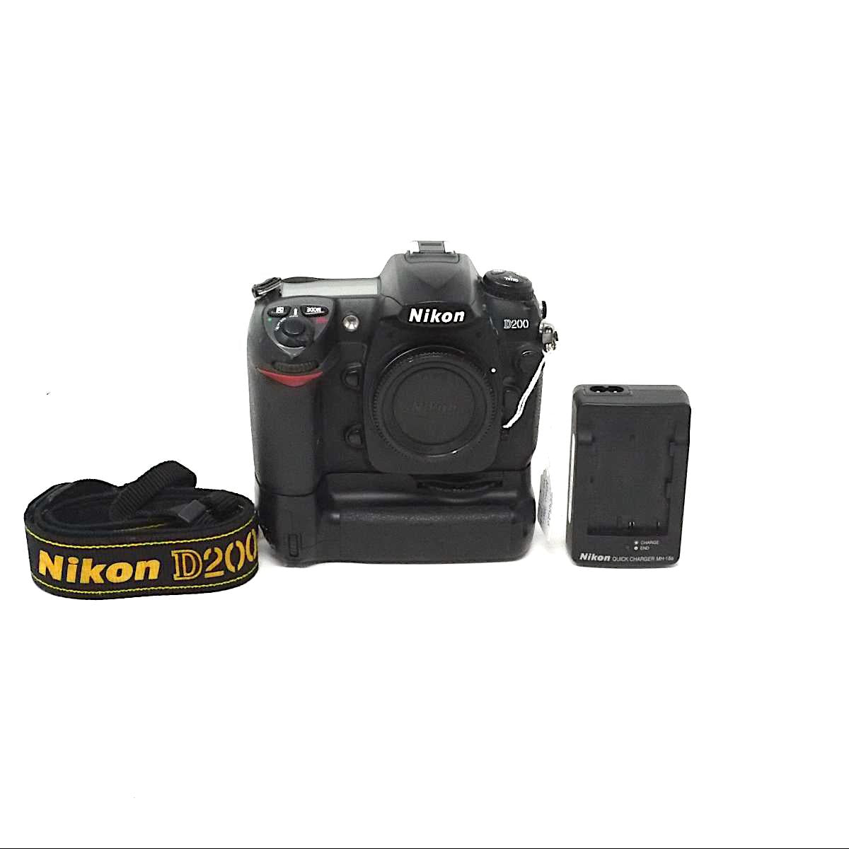 Used Nikon D200 DSLR camera with MB-D200 + extra Battery (SH41420)