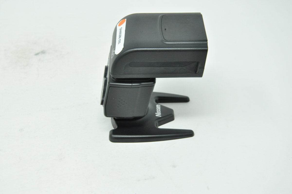 Used Nissin i40 Bounce flash for Olympus and Panasonic cameras (case SH40586)