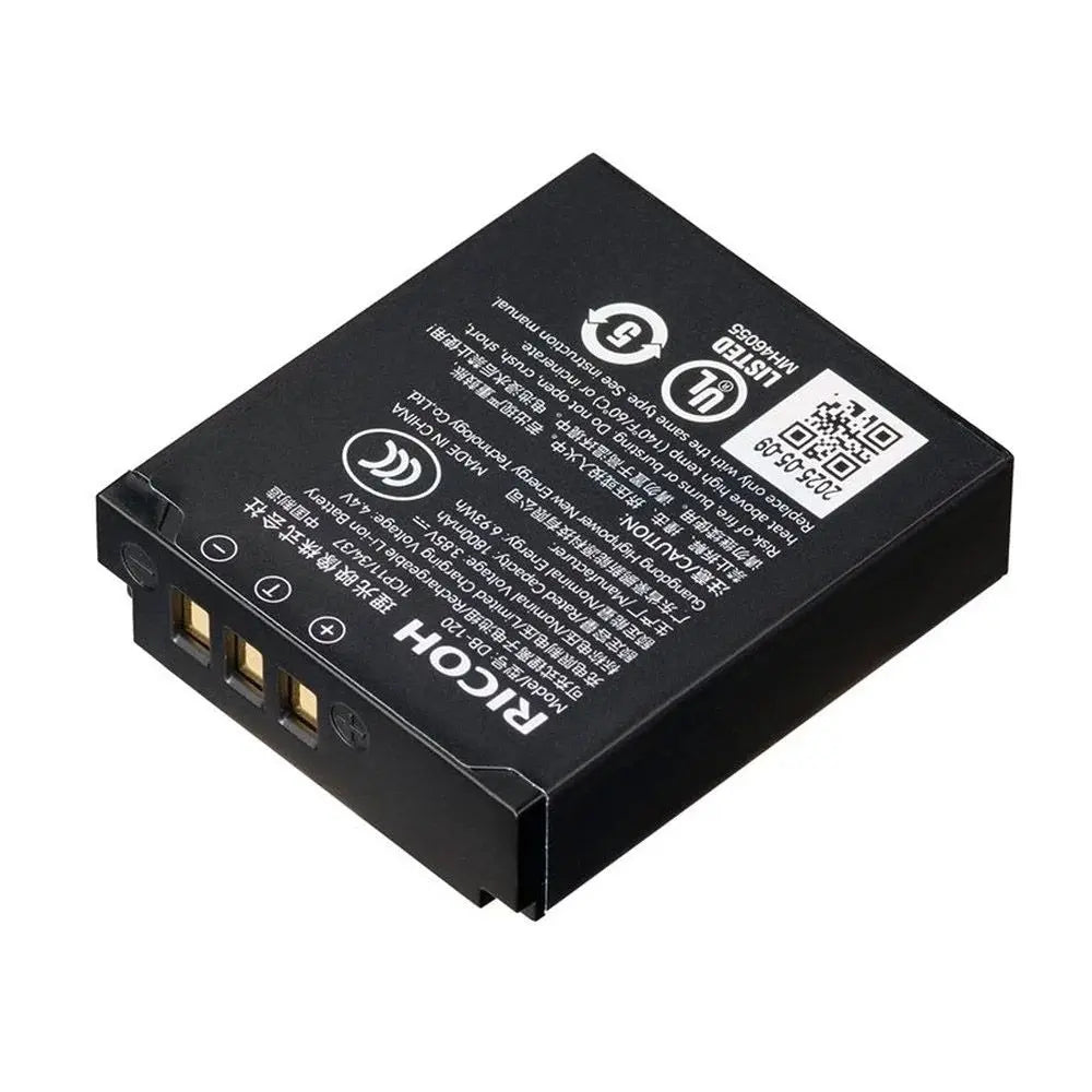 Black battery with RICOH branding on a white background