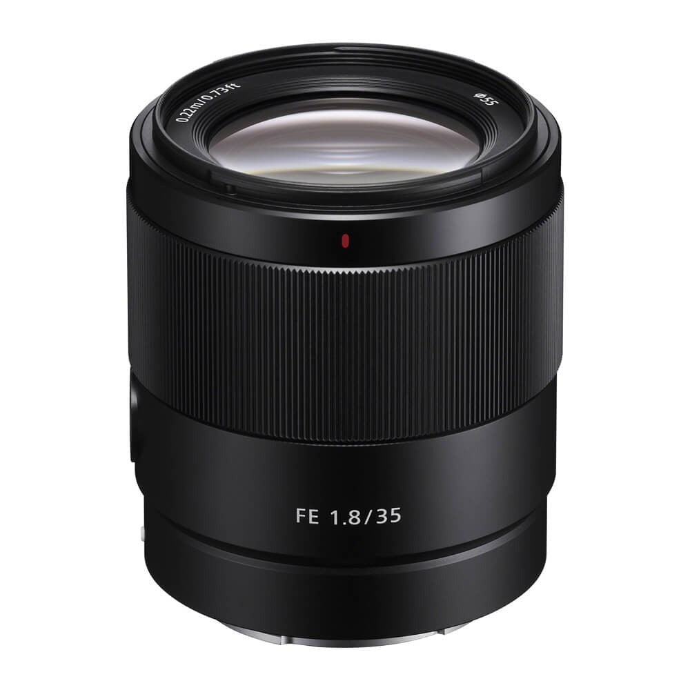 Sony FE 35mm f1.8 Fast Prime Lens top angle