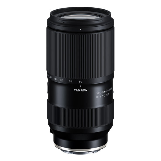 Tamron 50-300mm F/4.5-6.3 Di III VC VXD Sony FE lifestyle image