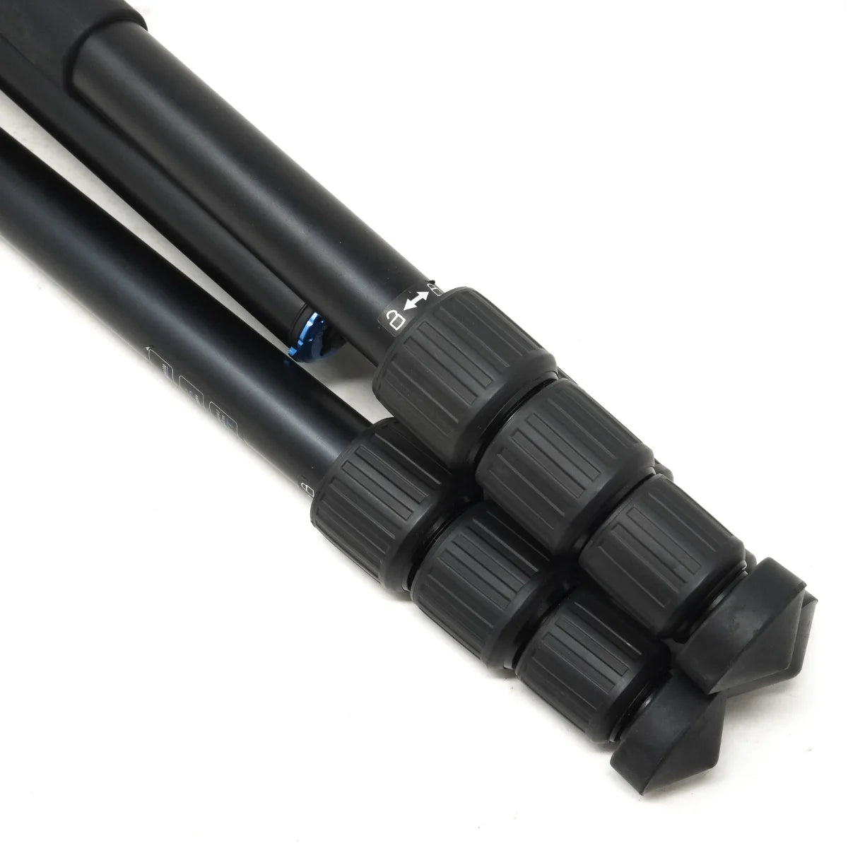 Used Benro FGP18A Tripod Legs - bottom angle 
