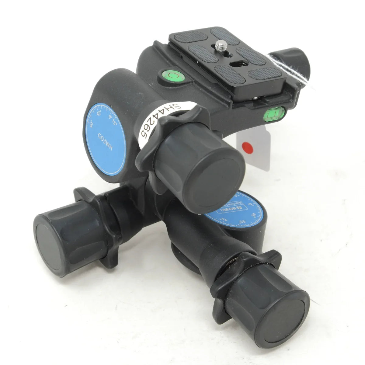 Used Benro GD3WH Geared Head with level - side angle