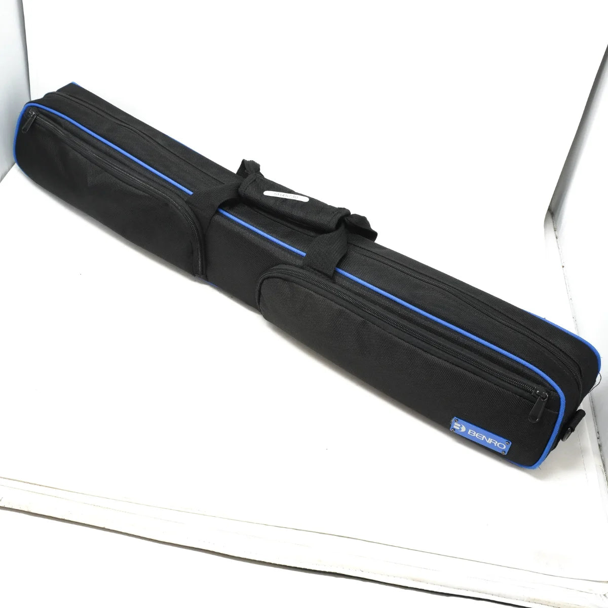 Used Benro GoPlus Classic Tripod - case