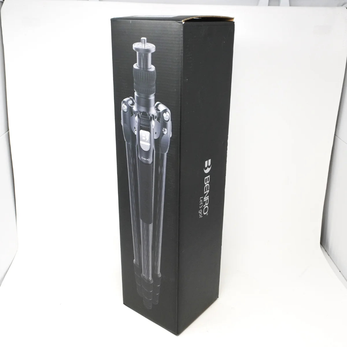 Used Benro Rhino FRHN24C Carbon Fibre Tripod - box