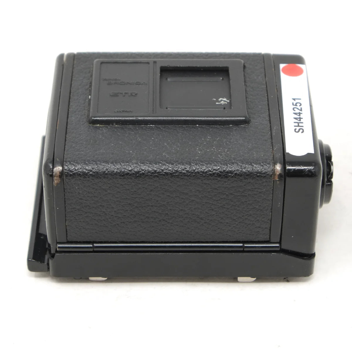 Used Bronica ETRS 120 Roll film back - bottom angle 