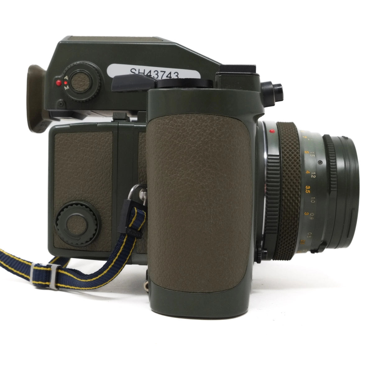 Used Bronica ETRS Safari Edition with AEII prism, 75mm F2.8 kit - side angle 
