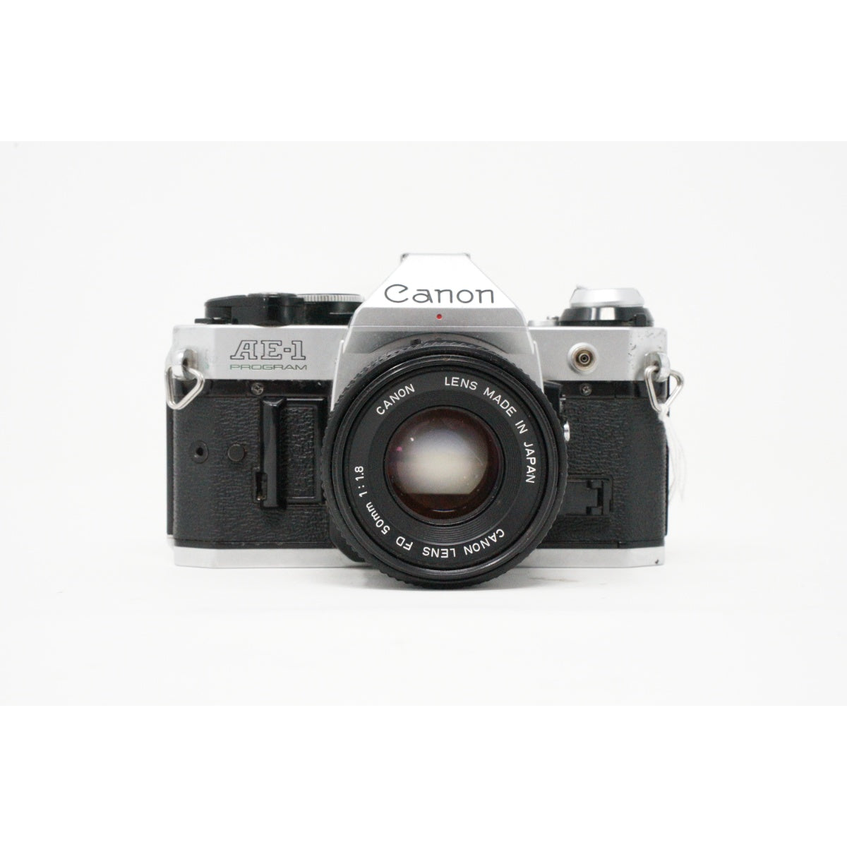 Used Canon AE-1 classic film camera + 50mm F1.8 standard lens product photo