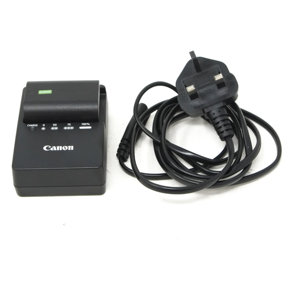Used Canon EOS R7 mirrorless camera body - battery and charger