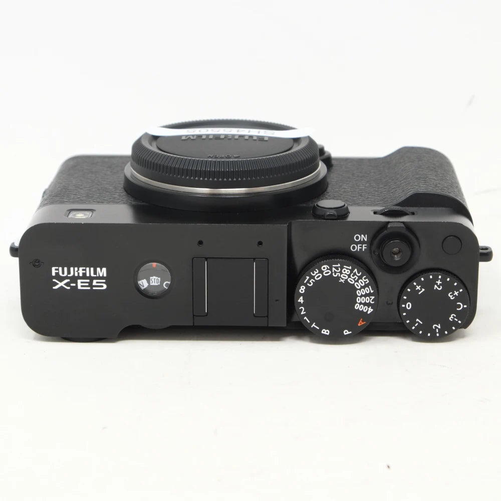 Used Fujifilm X-E5 mirrorless camera with grip (Boxed SH45505)