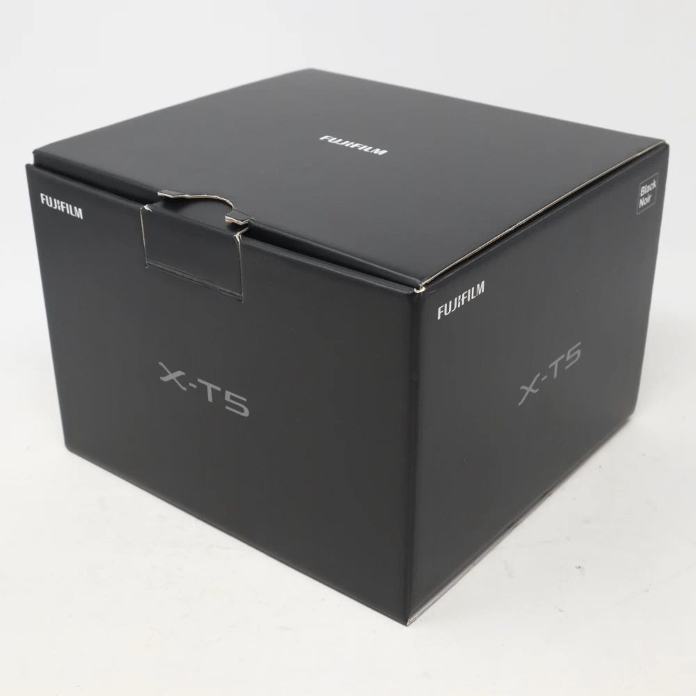 Used Fujifilm X-T5 Mirrorless camera - 1,452 Actuations - (Boxed SH45679)