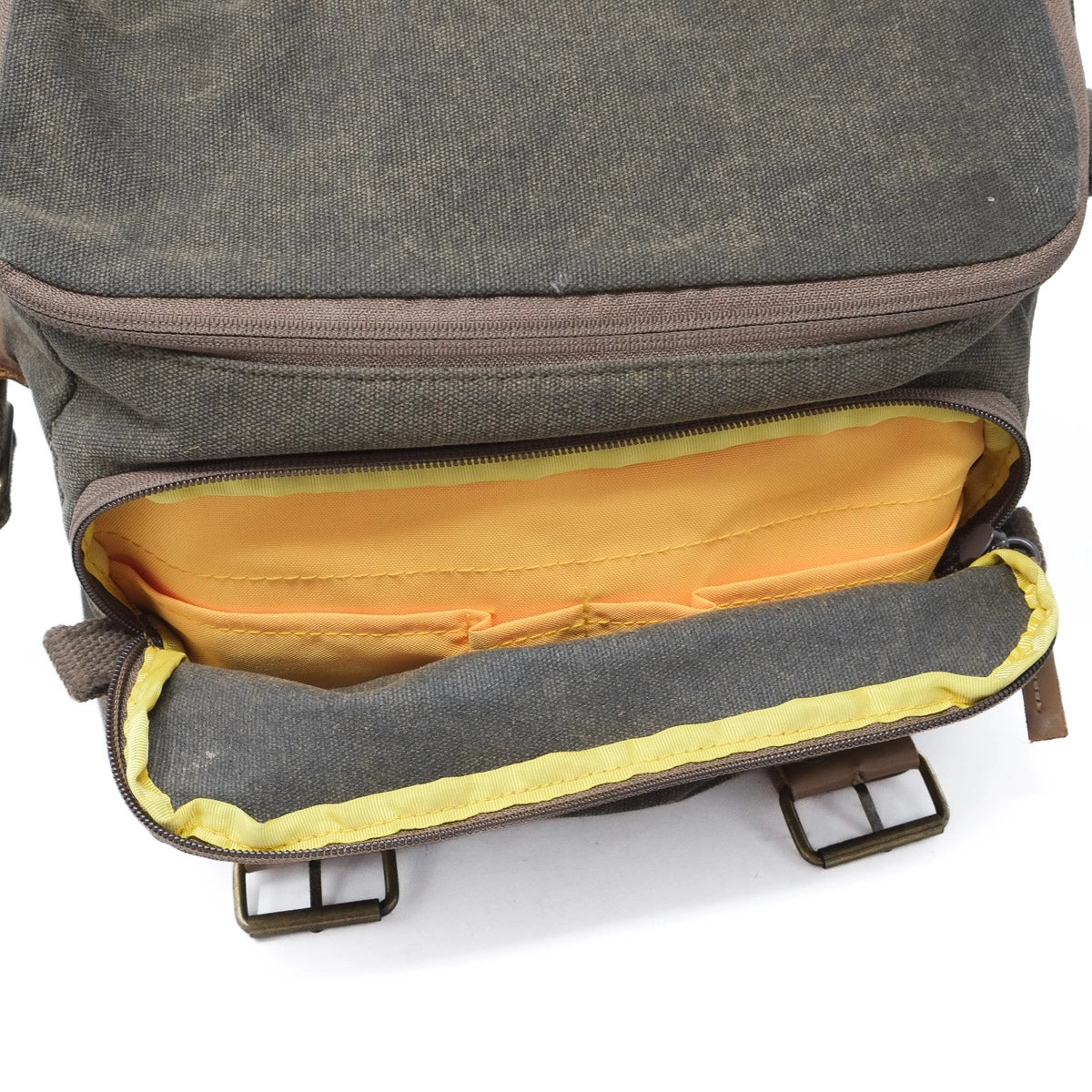 Used Gaden Canvas classic shoulder bag - front angle 