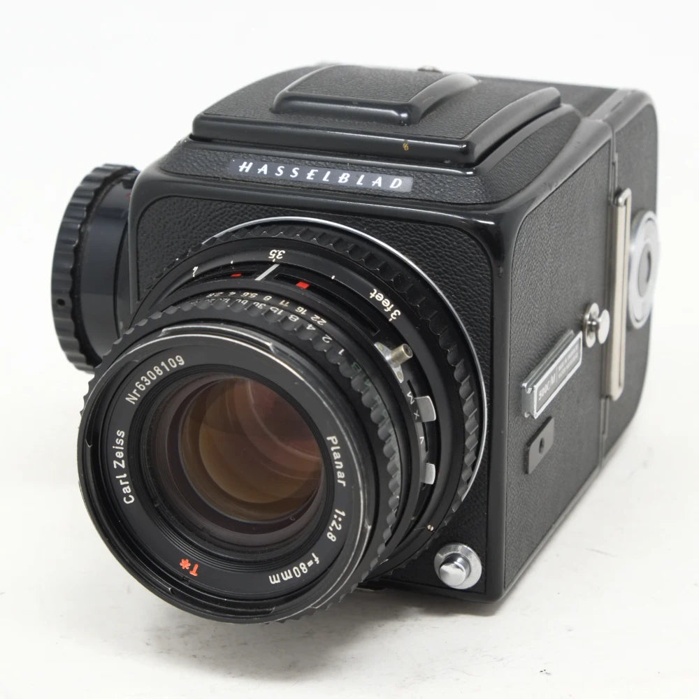 Used Hasselblad 500CM with 80mm F2.8 T* lens, back and WLF (SH45623)