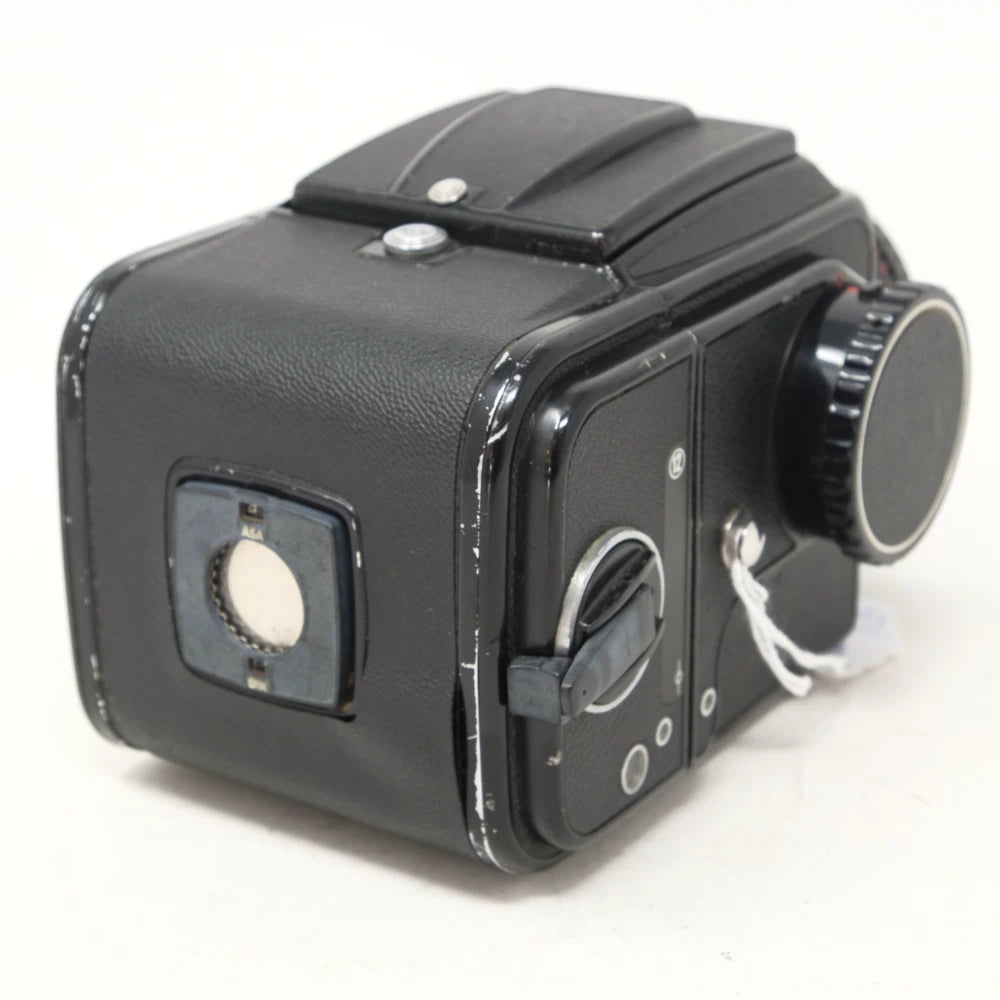 Used Hasselblad 500CM with 80mm F2.8 T* lens, back and WLF (SH45623)