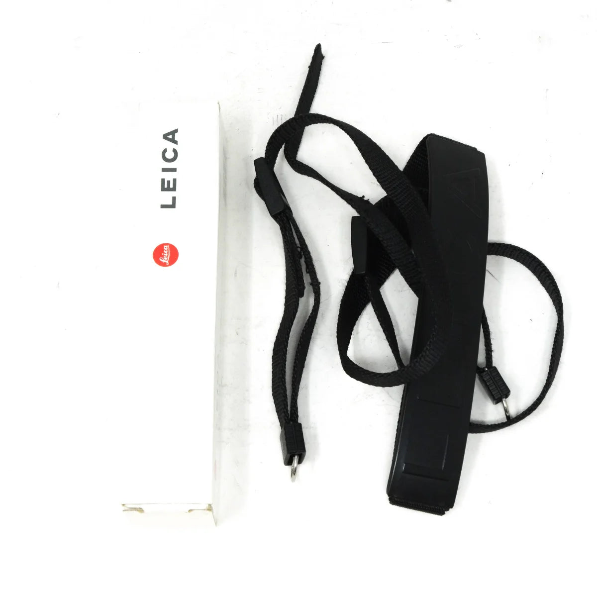 Used Leica R6 35mm SLR camera - strap