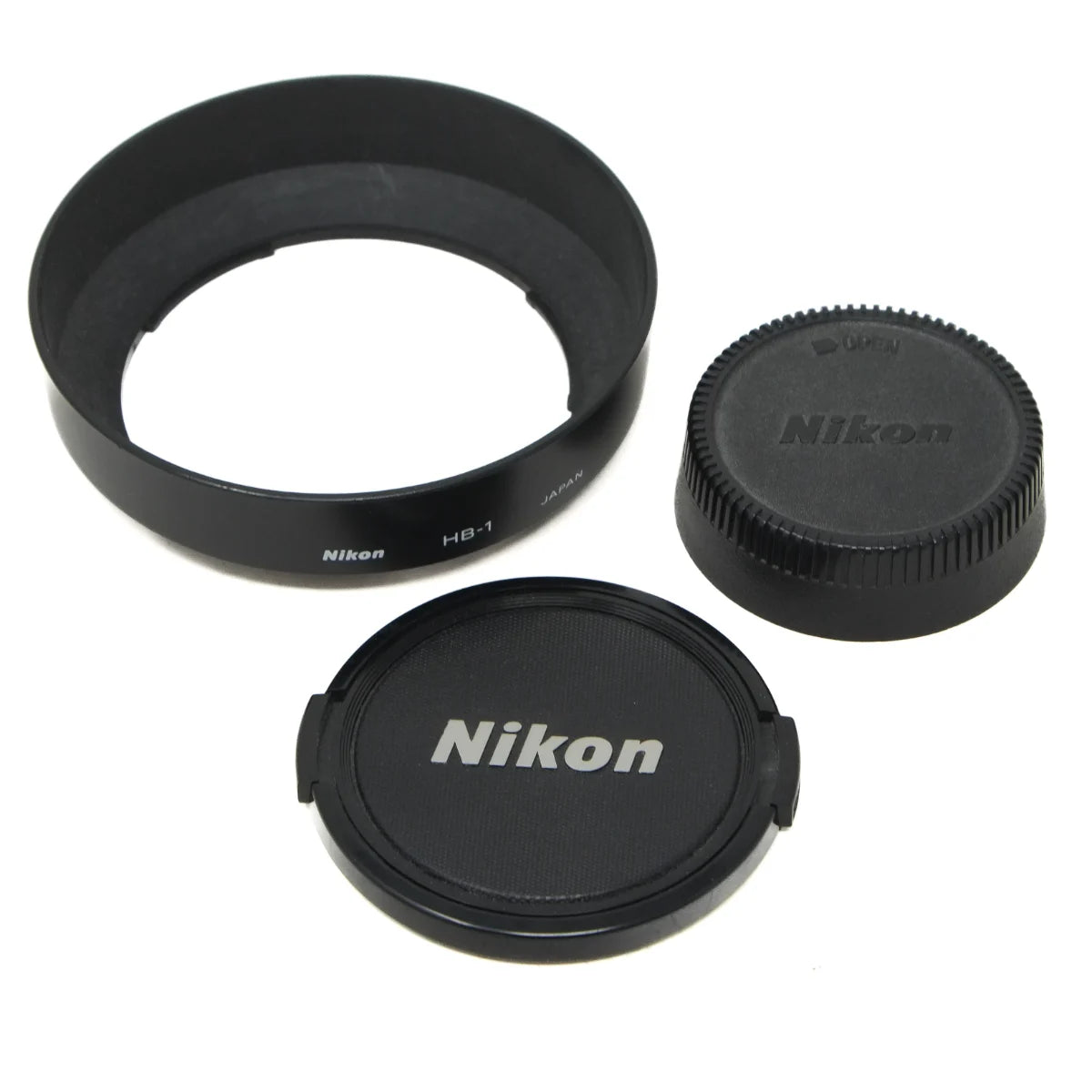 Used Nikon AF 35-70mm f2.8 Nikkor Lens - lens hood and caps 