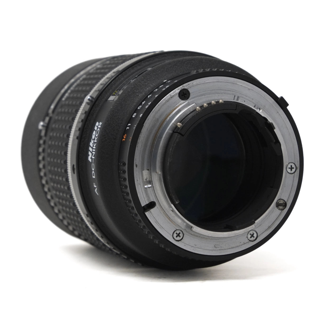 Used Nikon AF DC-Nikkor 135mm F2D Portrait lens - Bottom angle 