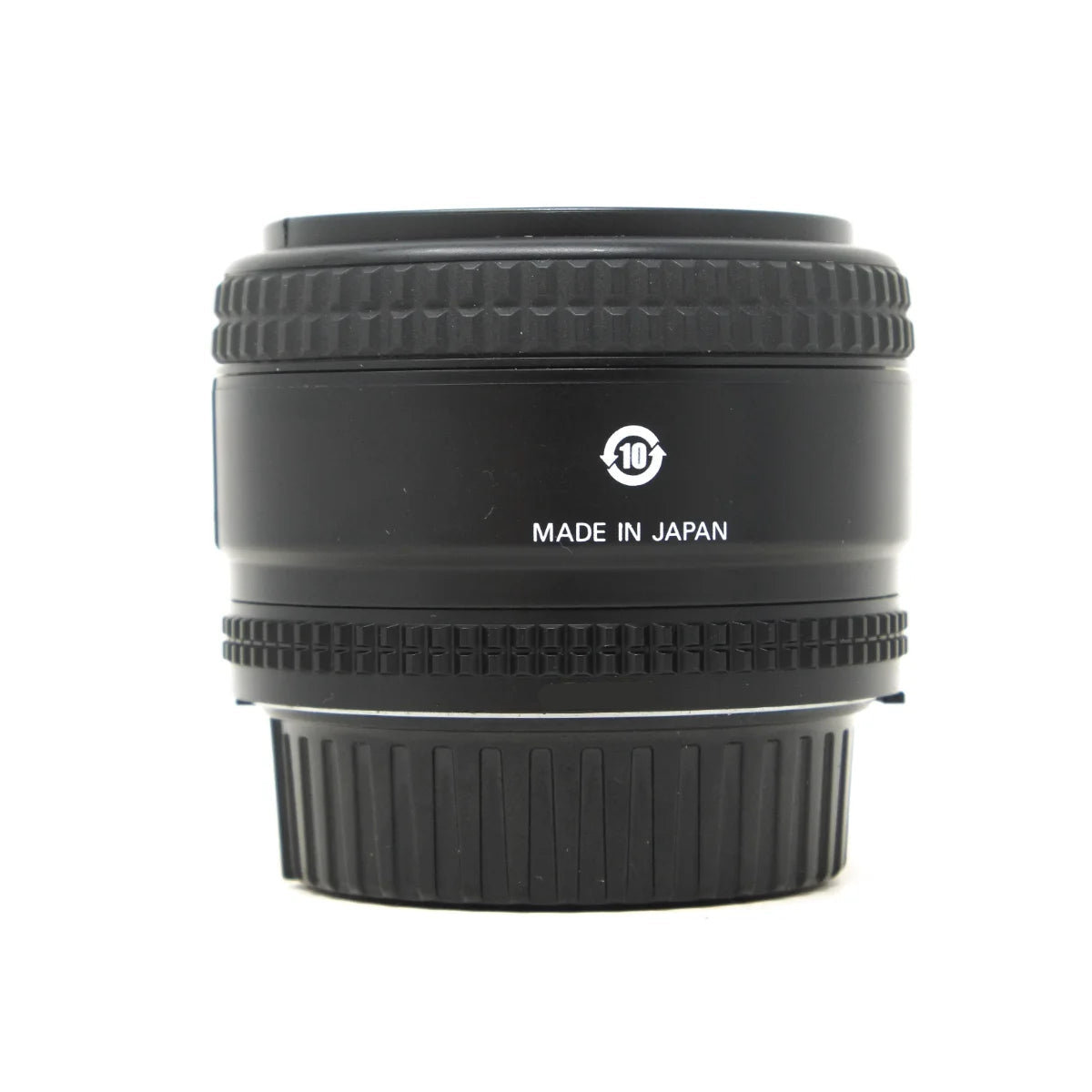 Used Nikon AF Nikkor 35mm F2D Lens - side angle