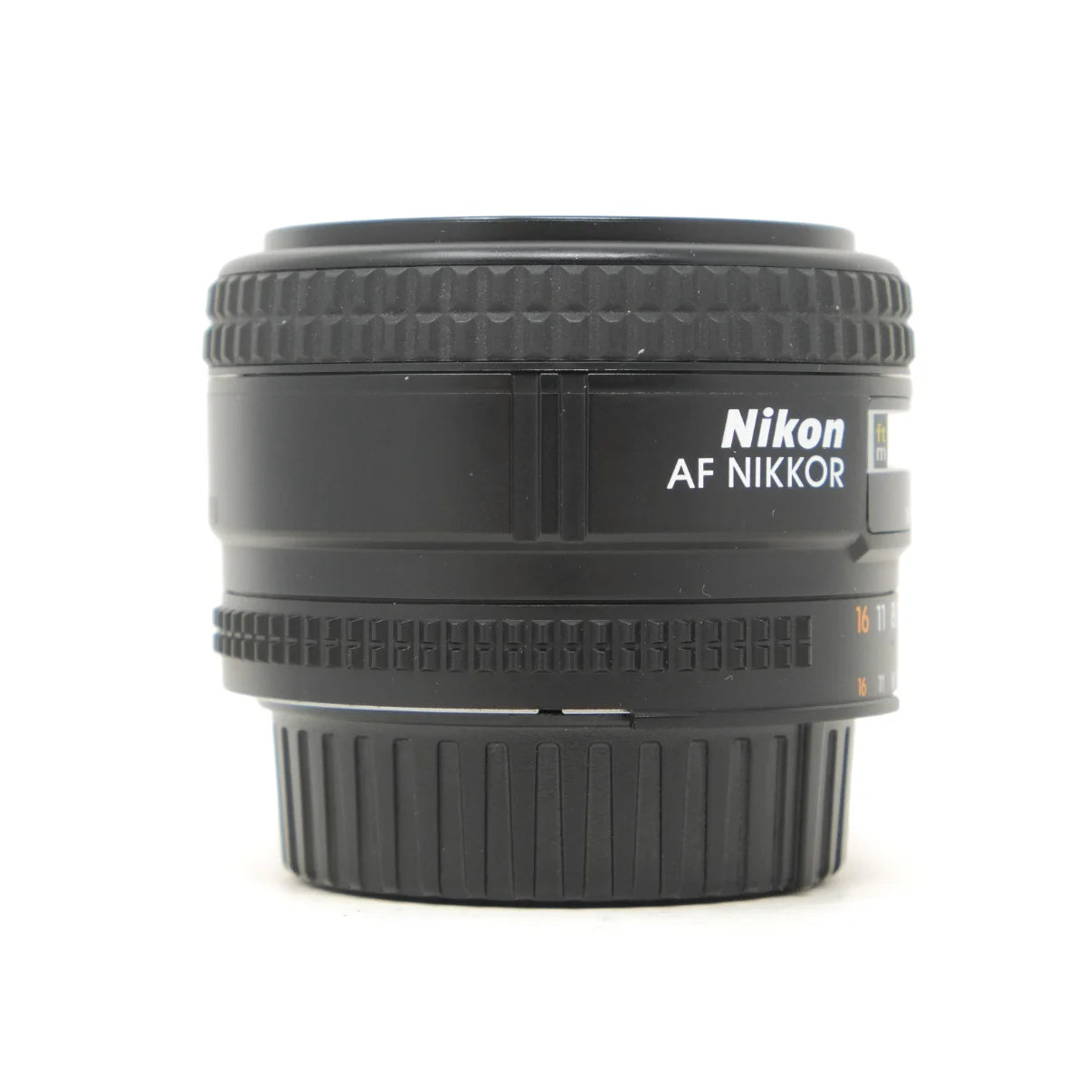 Used Nikon AF Nikkor 50mm F1.4D Lens - side angle 