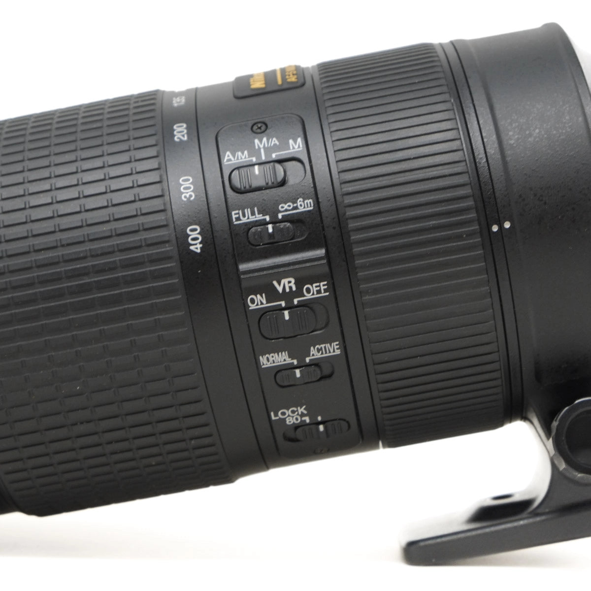 Used Nikon AF-S 80-400mm F4.5-5.6G ED VR lens - side angle 