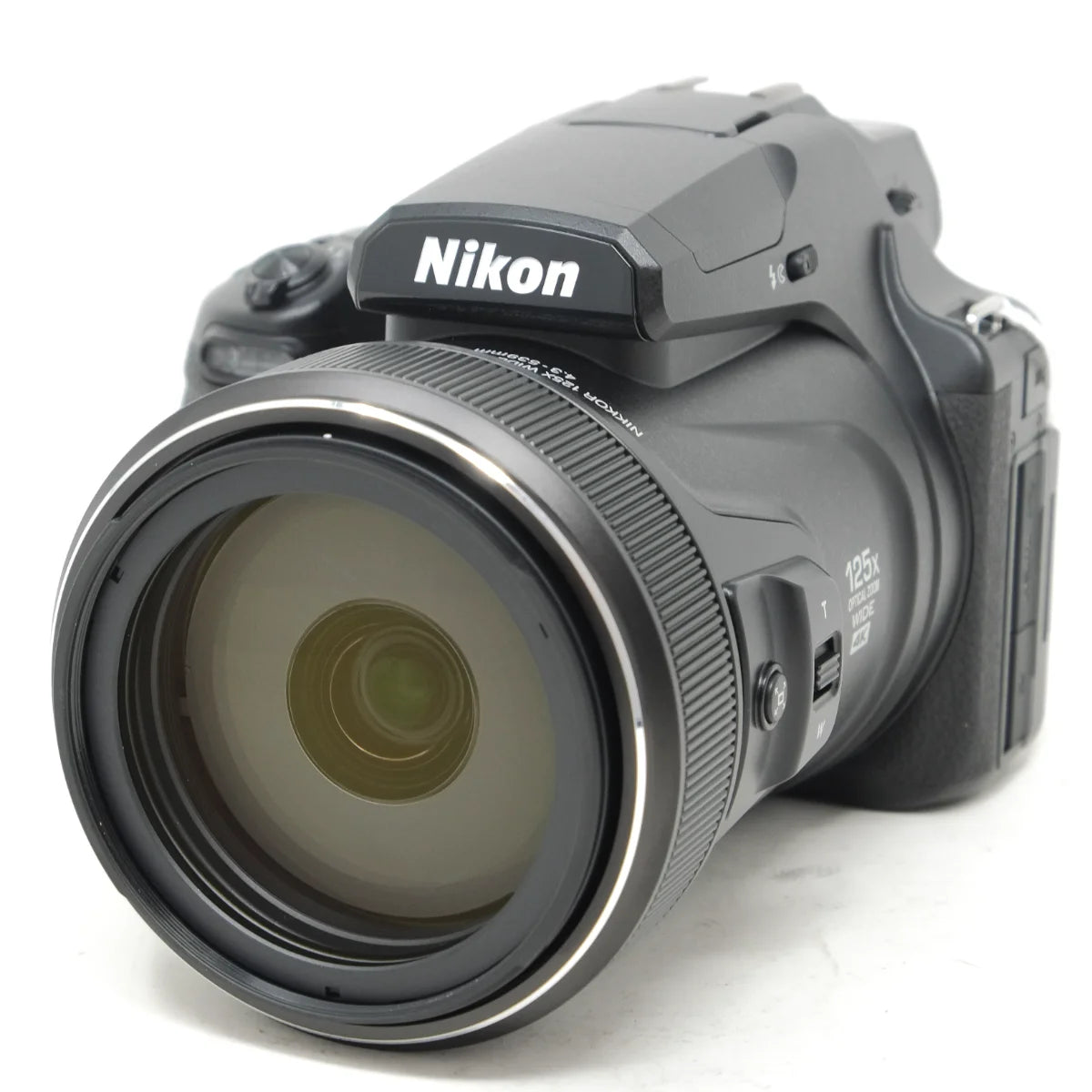Used Nikon Coolpix P1100 Bridge camera - front angle 