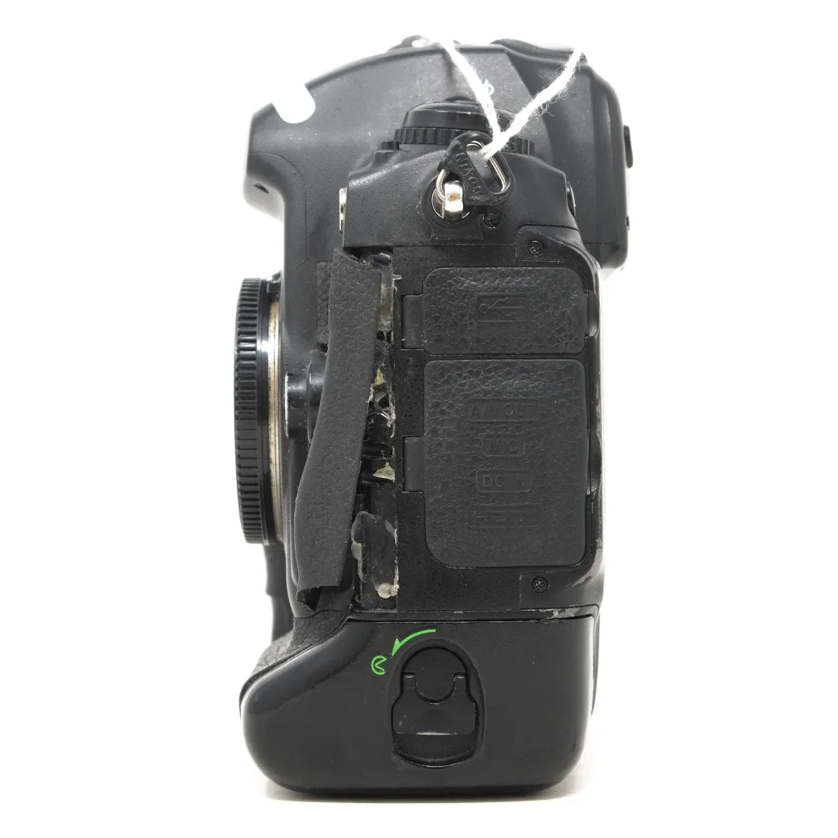 Used Nikon D3S DSLR Camera - side angle 