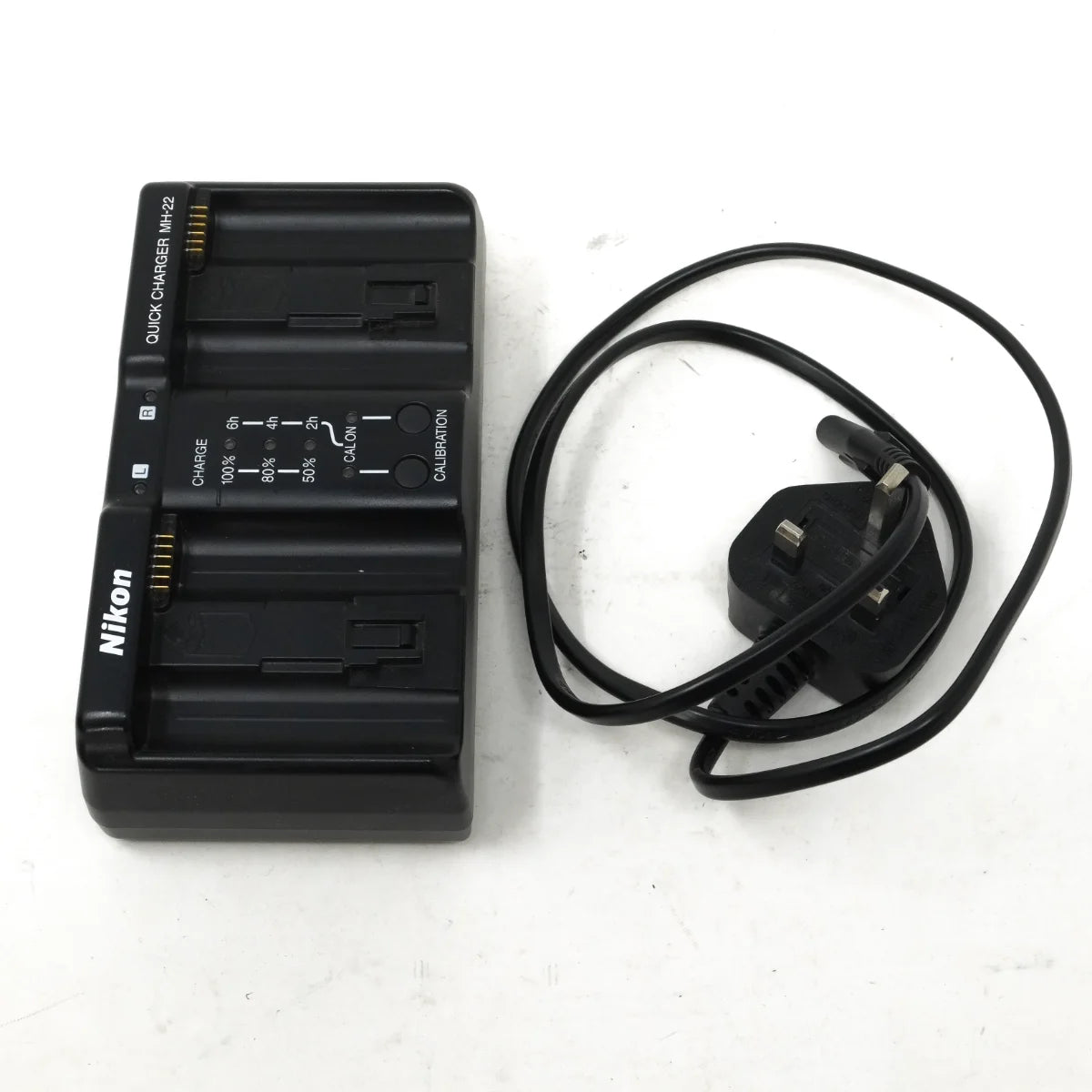 Used Nikon D3S DSLR Camera - charger