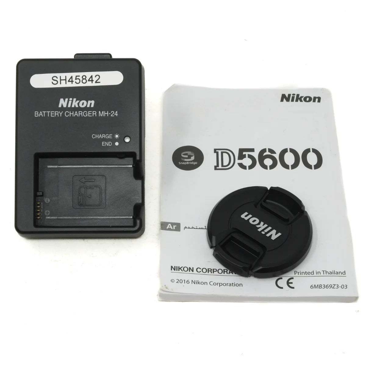 Used Nikon D5600 + 18-55m AF-P VR Lens - charger, instructions and cap 