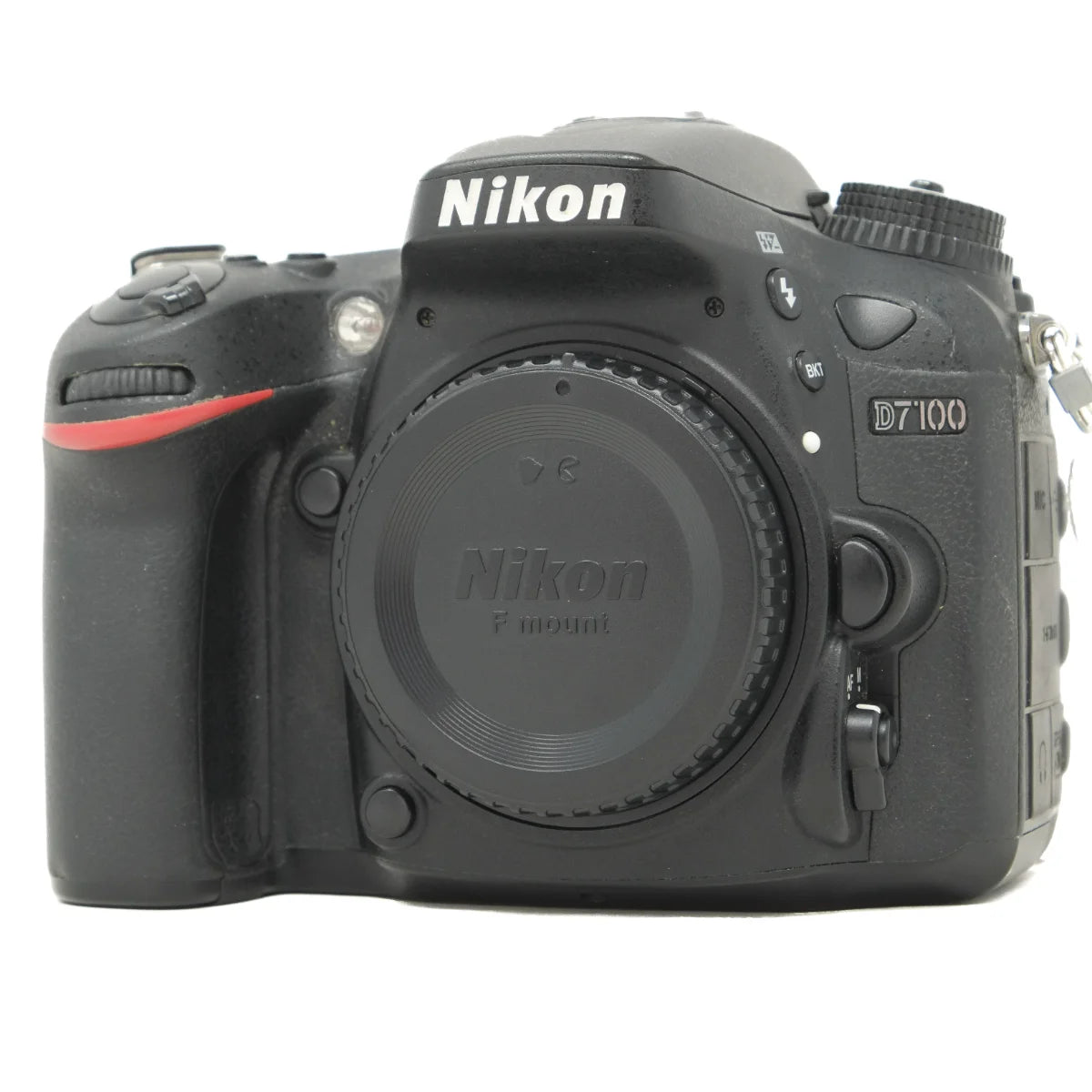 Used Nikon D7100 DSLR camera - front angle 