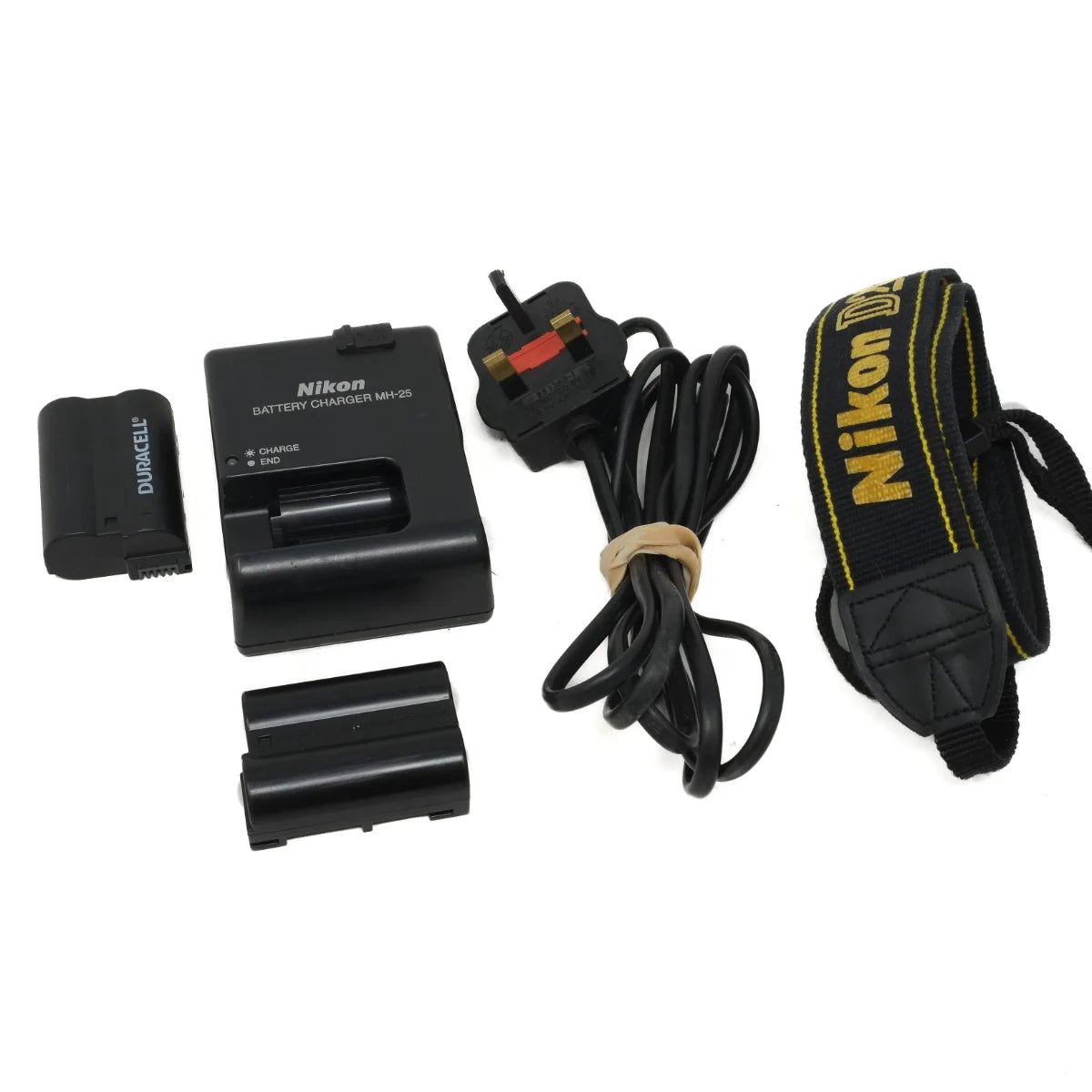 Used Nikon D7100 DSLR camera - batteries, charger and strap