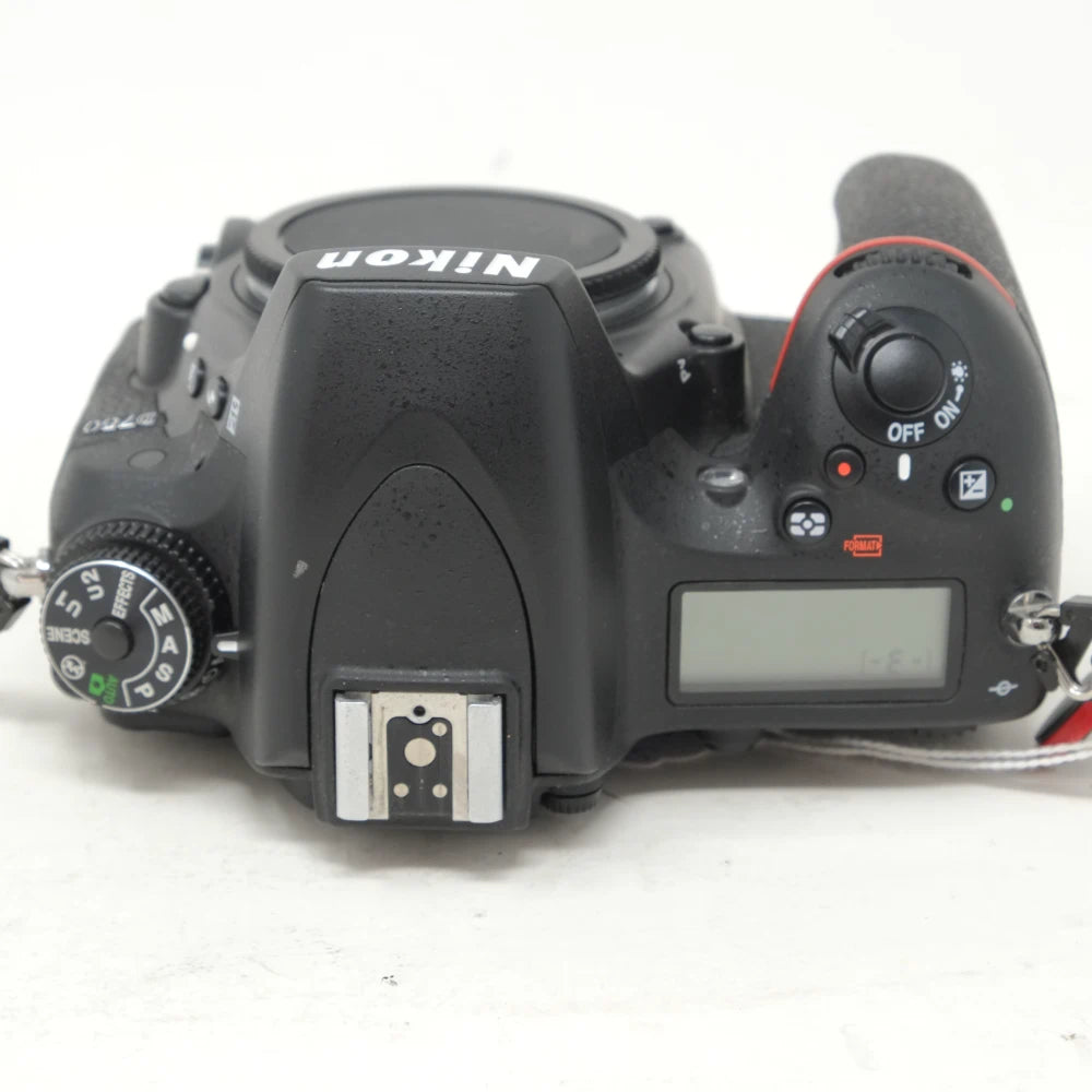 Used Nikon D750 DSLR camera with 22,155 Actuations (SH44263)