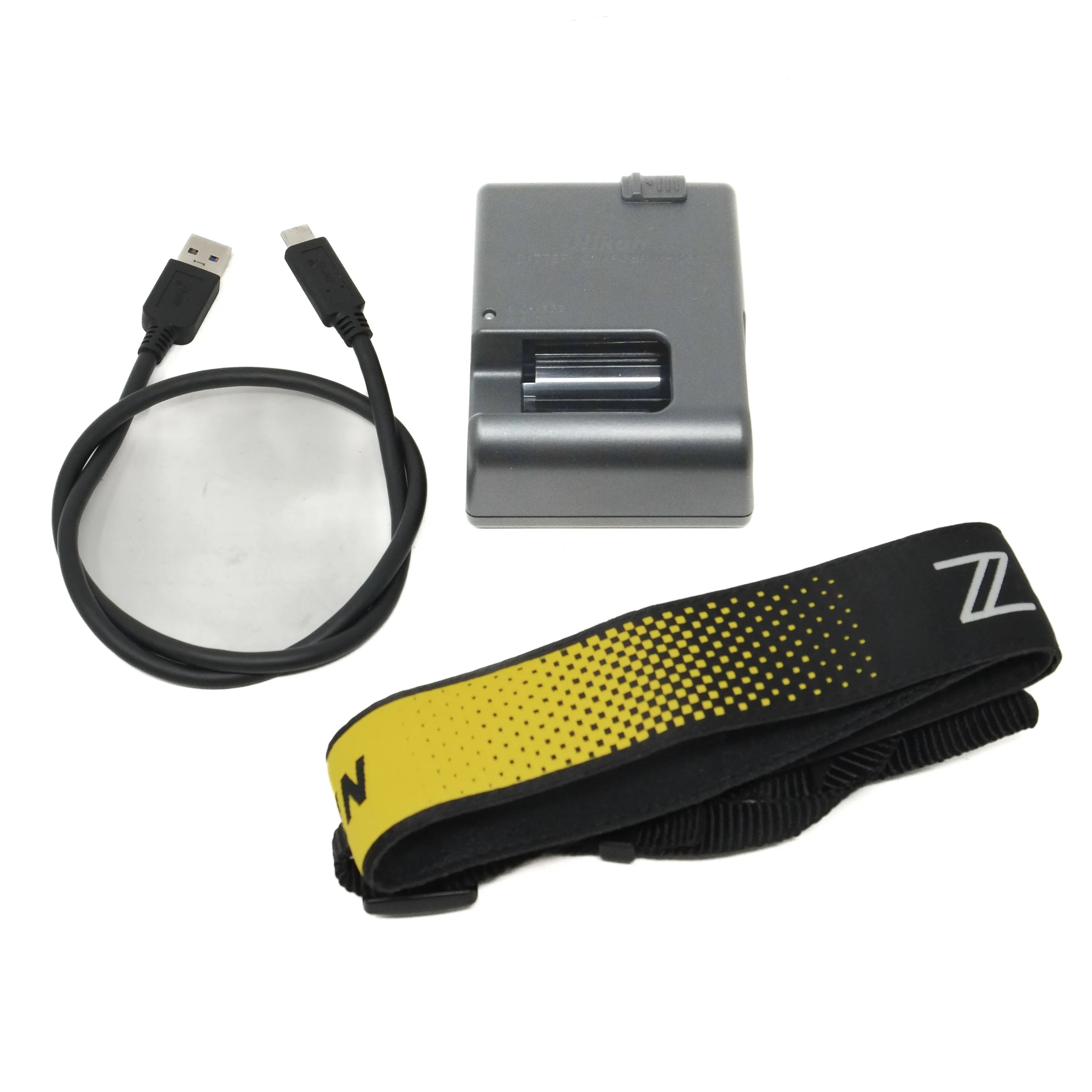Used Nikon Z6 + Z 24-70mm F4 S Lens - cable, charger and strap