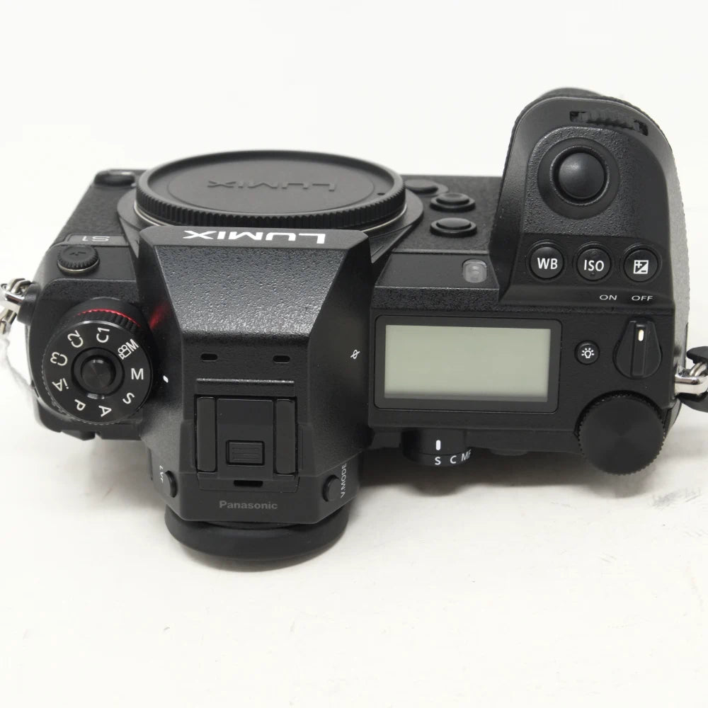 Used Panasonic DC-S1 Mirrorless camera (Boxed SH45549)