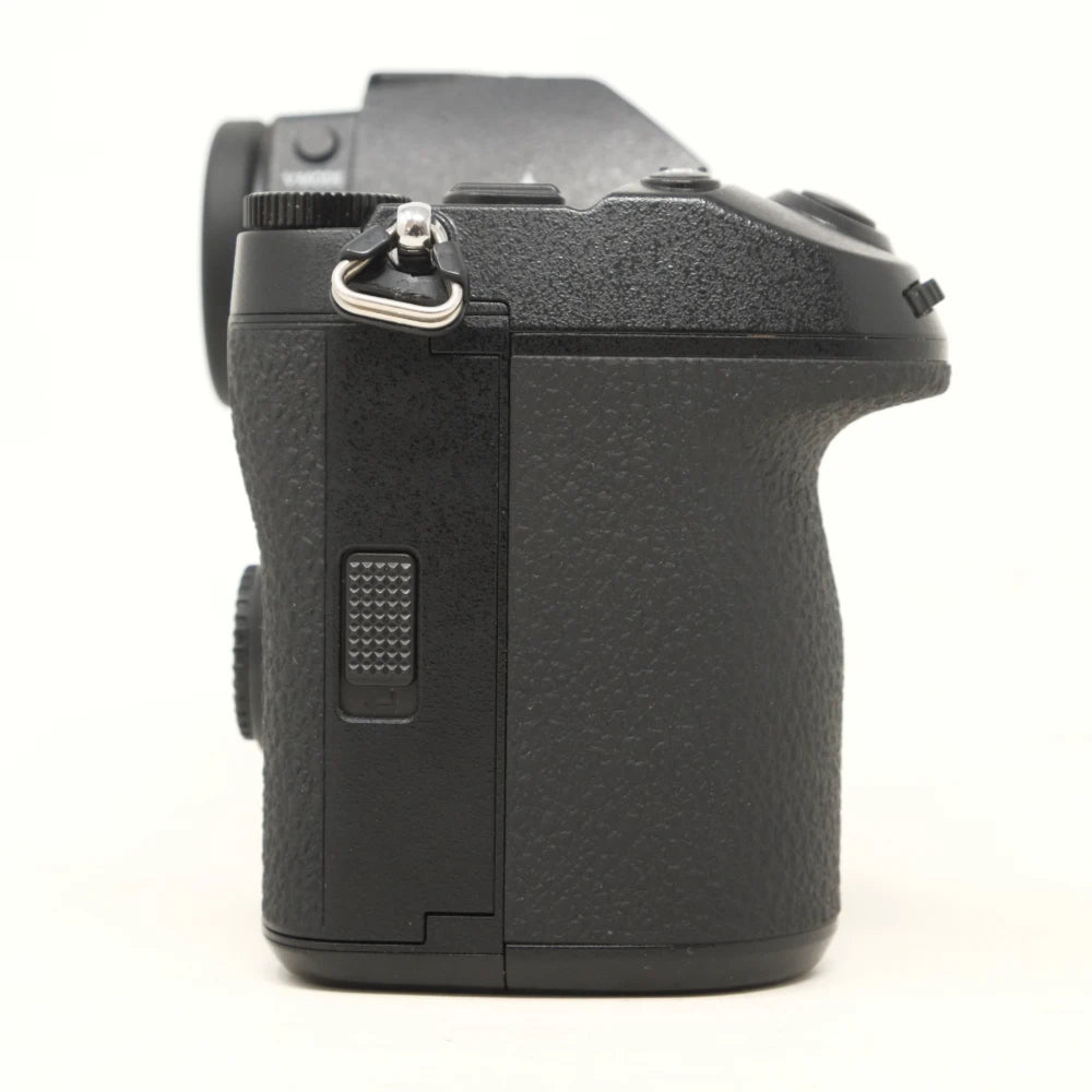 Used Panasonic DC-S1 Mirrorless camera (Boxed SH45549)