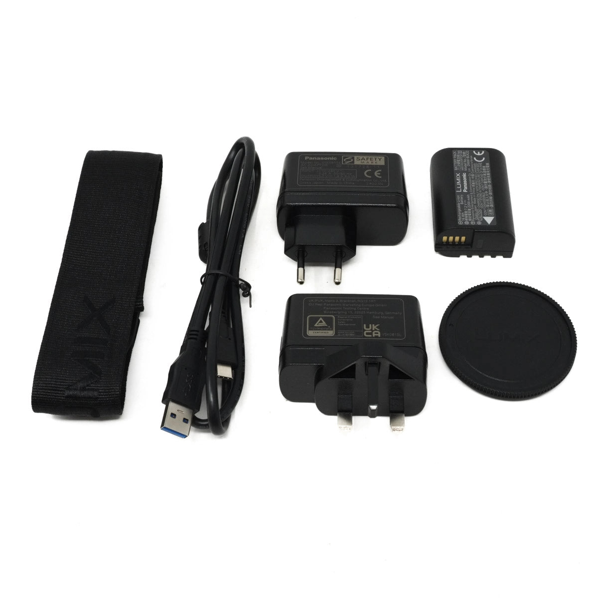 Used Panasonic Lumix S5IIX Mirrorless Camera + 20-60mm Lens Kit - Boxed - Camera strap, battery charger, battery and body cap