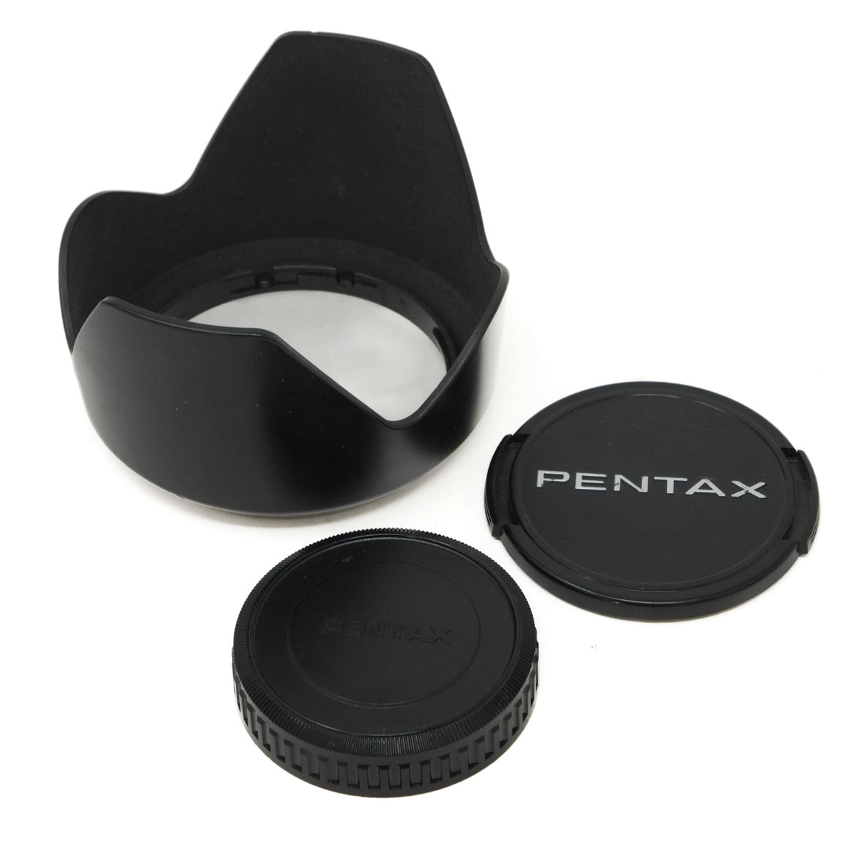 Used Pentax-FA 645 45-85mm F4.5 zoom lens AF For Pentax 645 AF cameras - lens hood and caps 