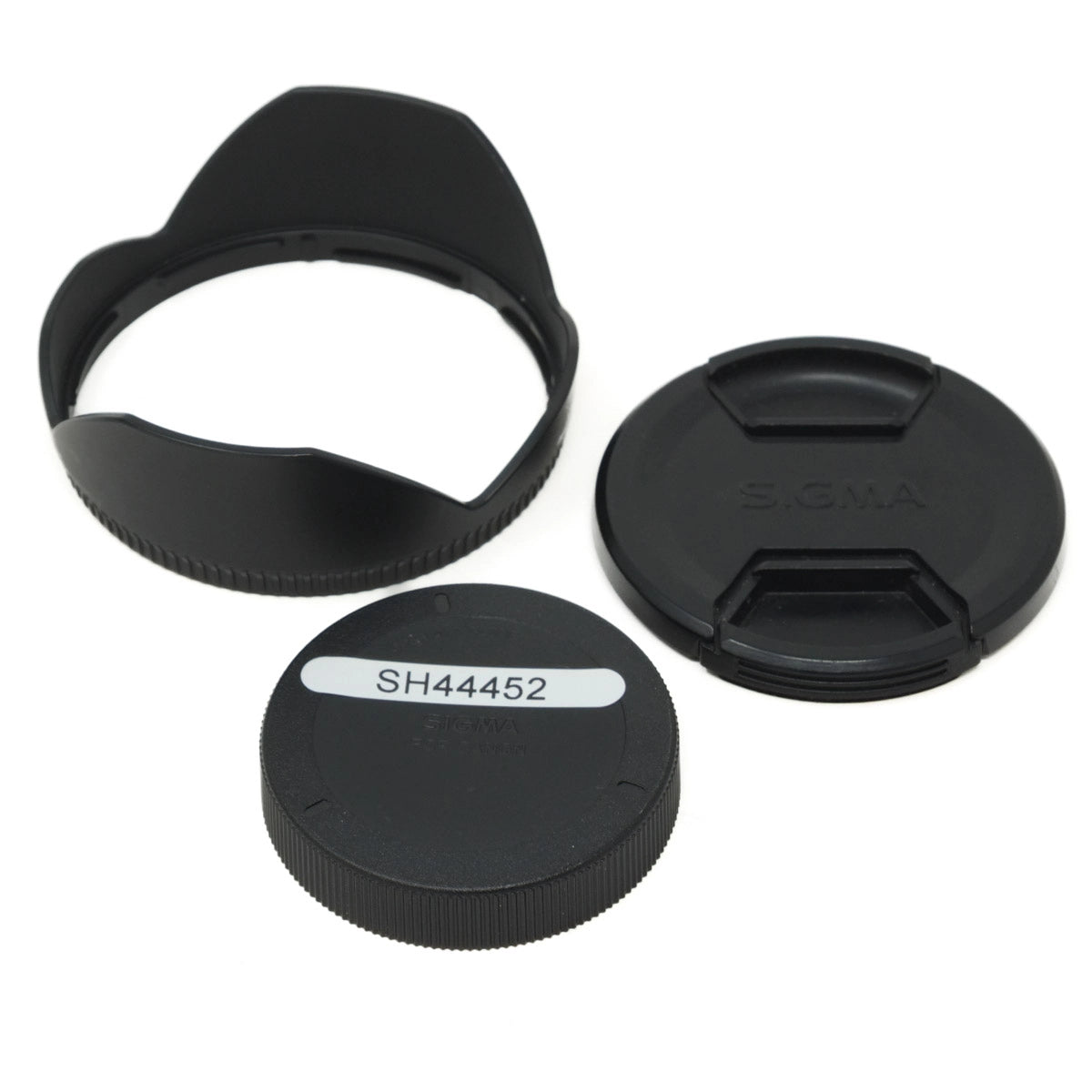 Used Sigma 10-20mm f4-5.6 DC wide angle lens in Canon EF fitting - lens hood and caps